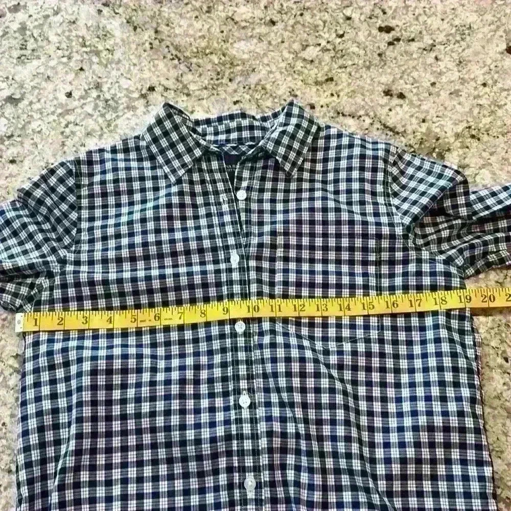 Banana Republic Soft Wash Button Down Shirt - Picture 8 of 12